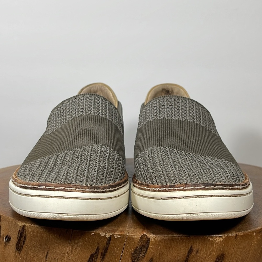 UGG SAMMY SLIP ON SNEAKERS - Picture 4 of 13